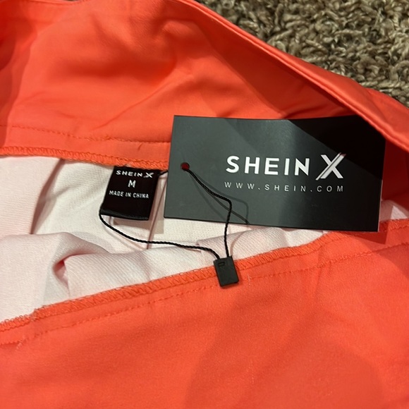 SHEIN pleated, lightning bolt skirt, size M - Picture 5 of 6